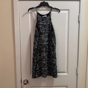 EUC- Drew sleeveless dress sz large (10)